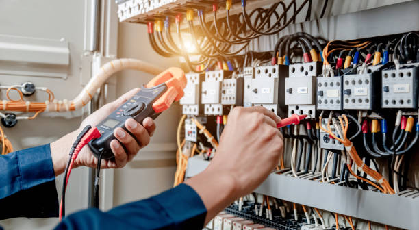 Best Emergency Electrical Repair  in Clinton, OK